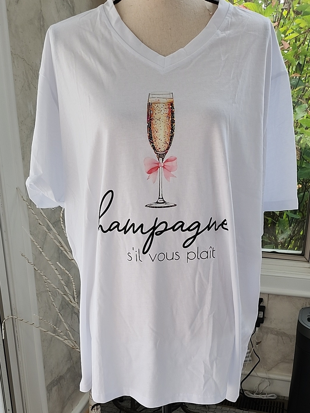 White Champagne Graphic V-Neck T-Shirt with Pink Bow